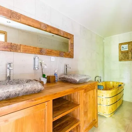 Bed & Breakfast Au Refuge Des 3 Ours - D'hotes Et