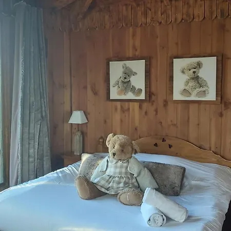 Au Refuge Des 3 Ours - D'hotes Et Konukevi 3*