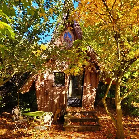 Au Refuge Des 3 Ours - D'hotes Et Bed and Breakfast 3*
