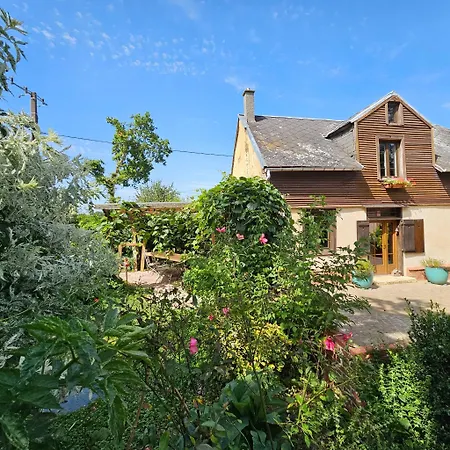 Au Refuge Des 3 Ours - D'hotes Et Bed and Breakfast Essuiles-Saint-Rimault