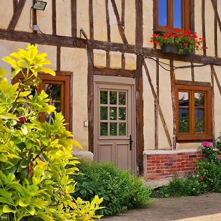 Au Refuge Des 3 Ours - D'hotes Et Essuiles-Saint-Rimault