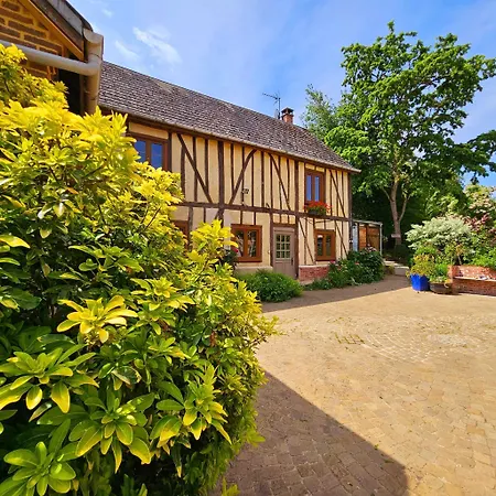 Bed and Breakfast Au Refuge Des 3 Ours - D'hotes Et Essuiles-Saint-Rimault