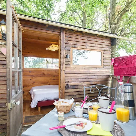 Au Refuge Des 3 Ours - D'hotes Et Bed and Breakfast Essuiles-Saint-Rimault