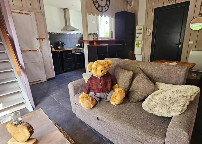 Au Refuge Des 3 Ours - D'hotes Et Montreuil-sur-Breche