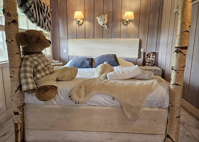 Au Refuge Des 3 Ours - D'hotes Et 3* Montreuil-sur-Breche