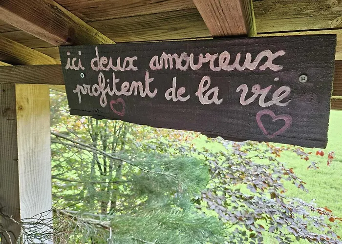 Au Refuge Des 3 Ours - D'hôtes Et Couette-café