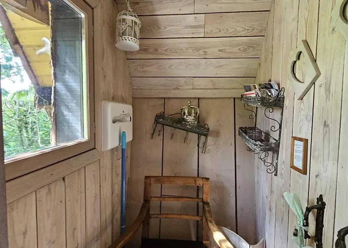 Au Refuge Des 3 Ours - D'hotes Et Montreuil-sur-Breche