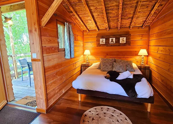 Au Refuge Des 3 Ours - D'hotes Et 3* Montreuil-sur-Breche