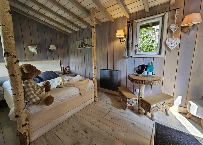 Bed & Breakfast Au Refuge Des 3 Ours - D'hotes Et Montreuil-sur-Breche